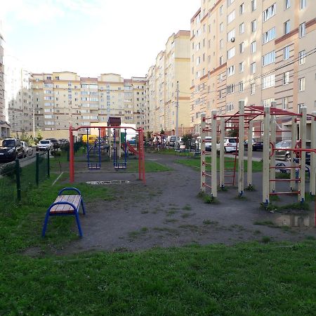 Apartment On Getmana Vigovskogo 49 Ровно Экстерьер фото