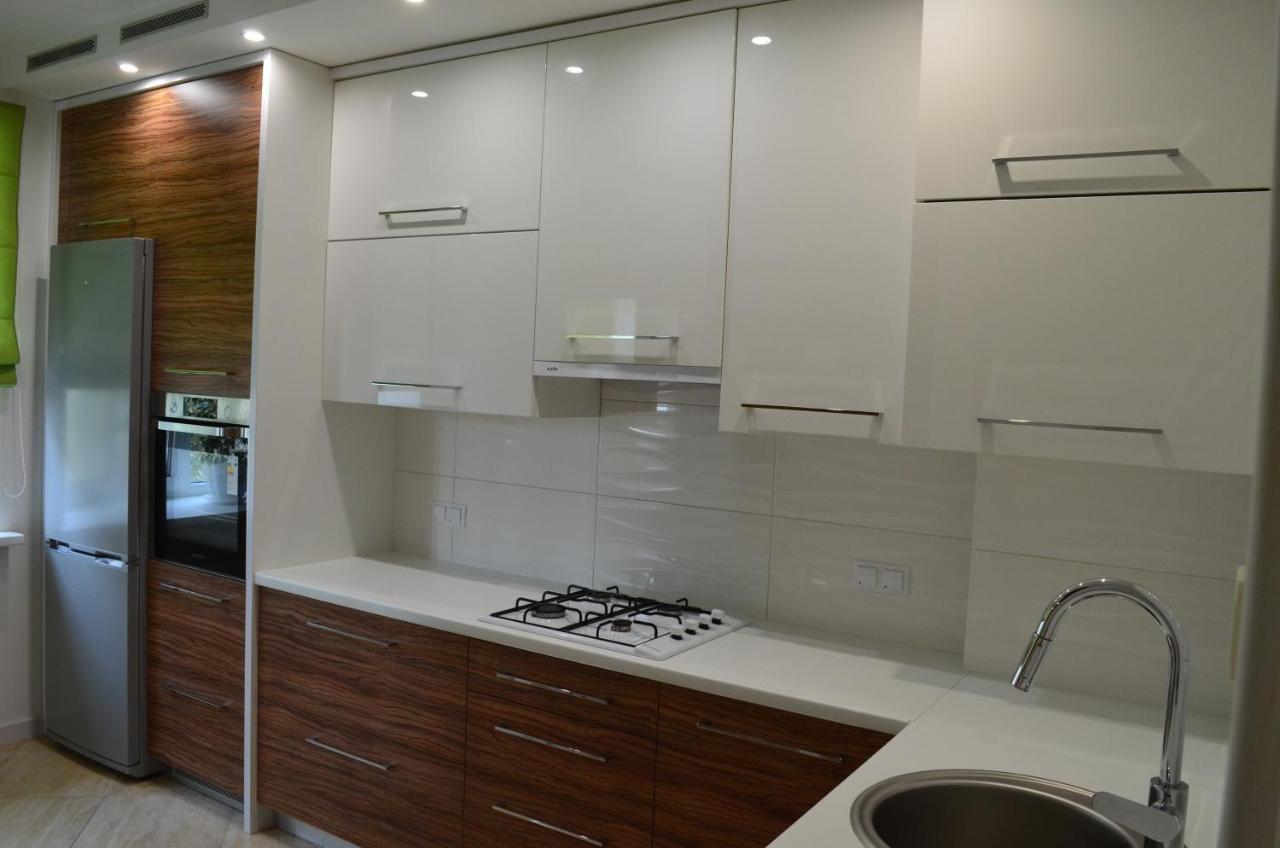 Apartment On Getmana Vigovskogo 49 Ровно Экстерьер фото